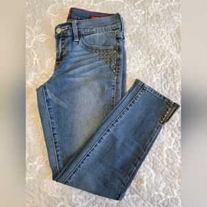 Lucky Brand Charlie Skimmer Split Hem with Studs Jeans 4/27